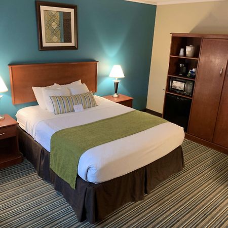 Best Western Plus Τράβερς Σίτι Εξωτερικό φωτογραφία
