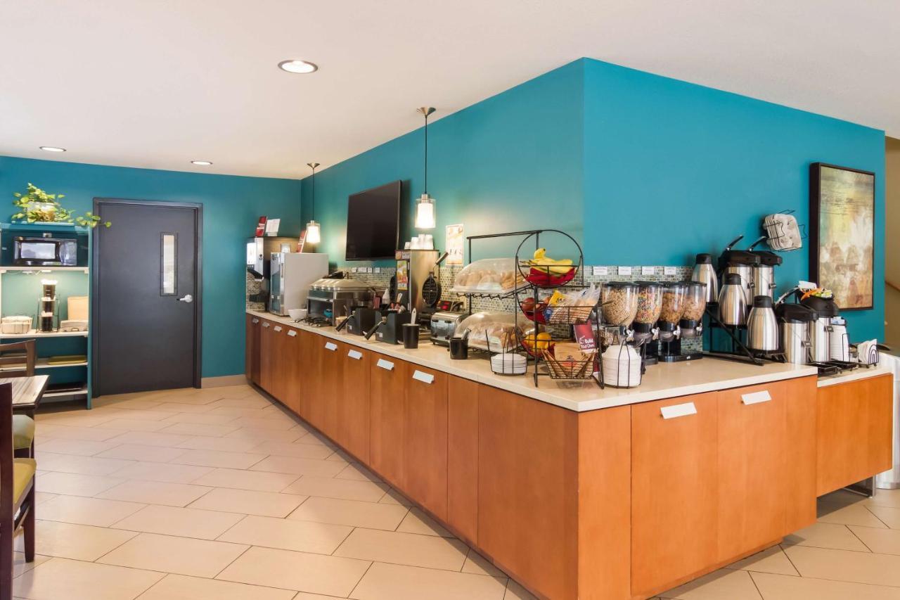 Best Western Plus Τράβερς Σίτι Εξωτερικό φωτογραφία