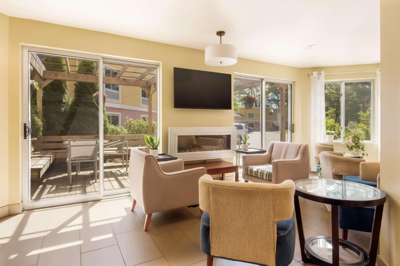 Best Western Plus Τράβερς Σίτι Εξωτερικό φωτογραφία