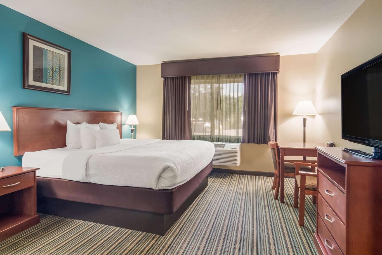 Best Western Plus Τράβερς Σίτι Εξωτερικό φωτογραφία
